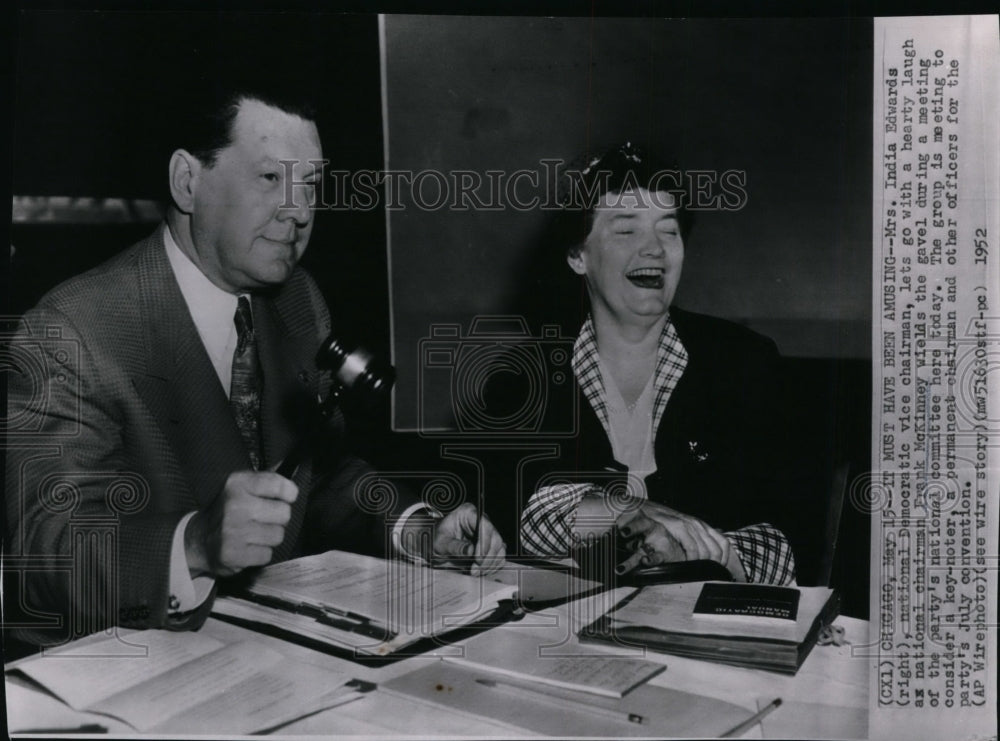 1952 Press Photo Mrs. India Edwards and Frank McKinney during a meeting - Historic Images