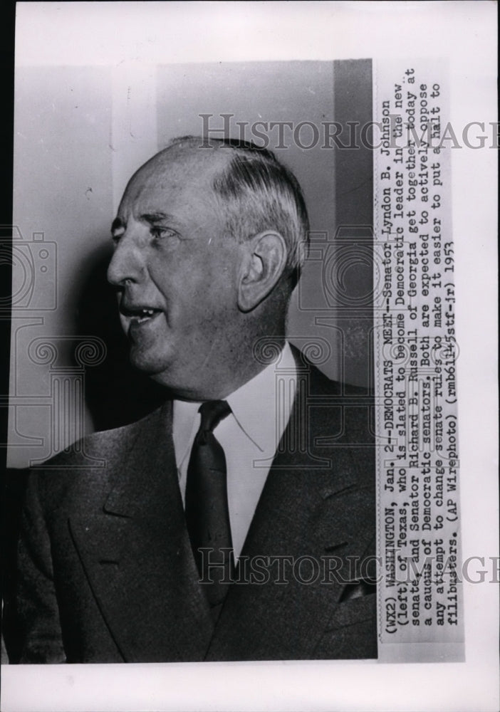 1953 Press Photo Senator Lyndon Johnson of Texas talking with Senator R. Russell-Historic Images