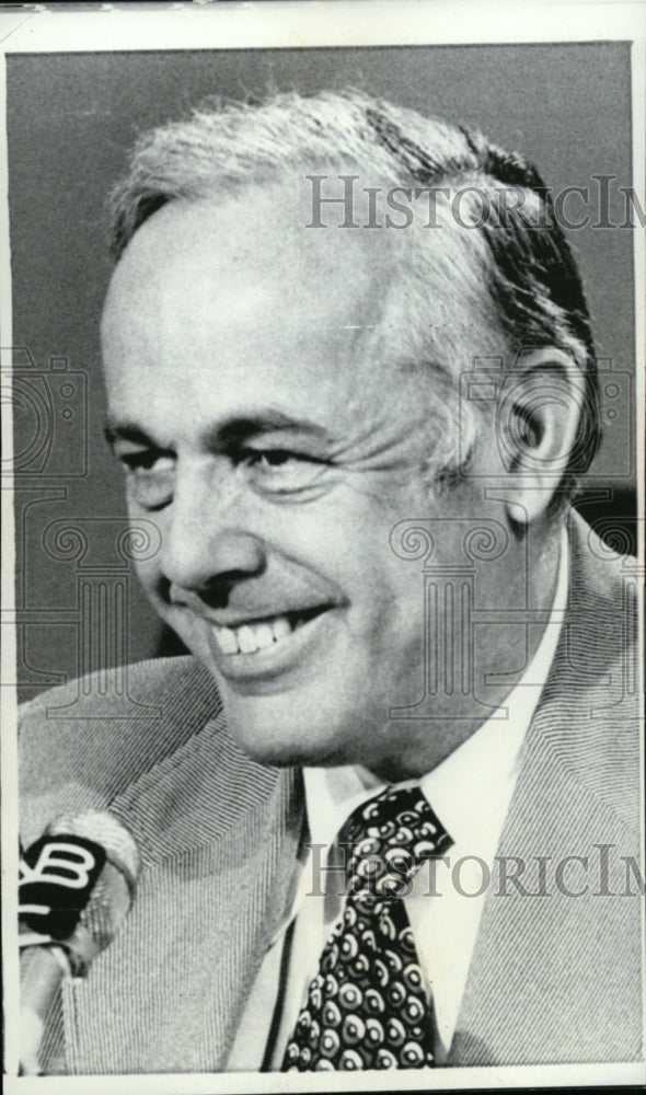 1974 Press Photo James St. Clair - Historic Images