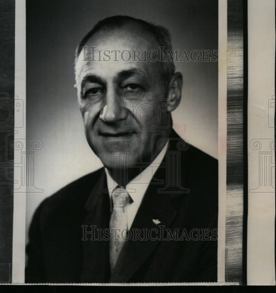 1967 Press Photo Chairman of the State board of Corrections Mark Maxwell. - Historic Images