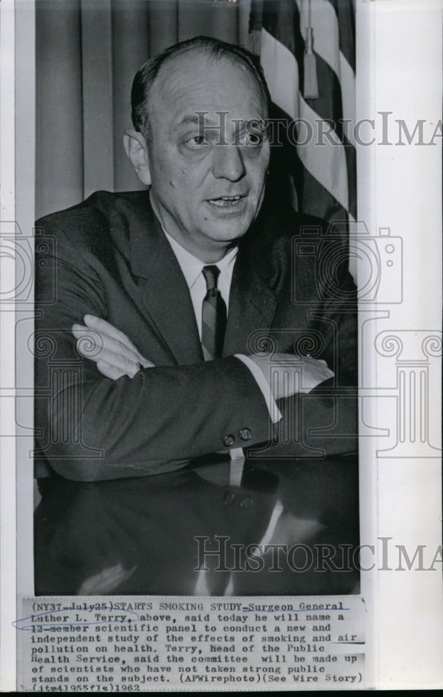 1962 Press Photo Surgeon General Luther Terry to name 12-member scientific panel - Historic Images