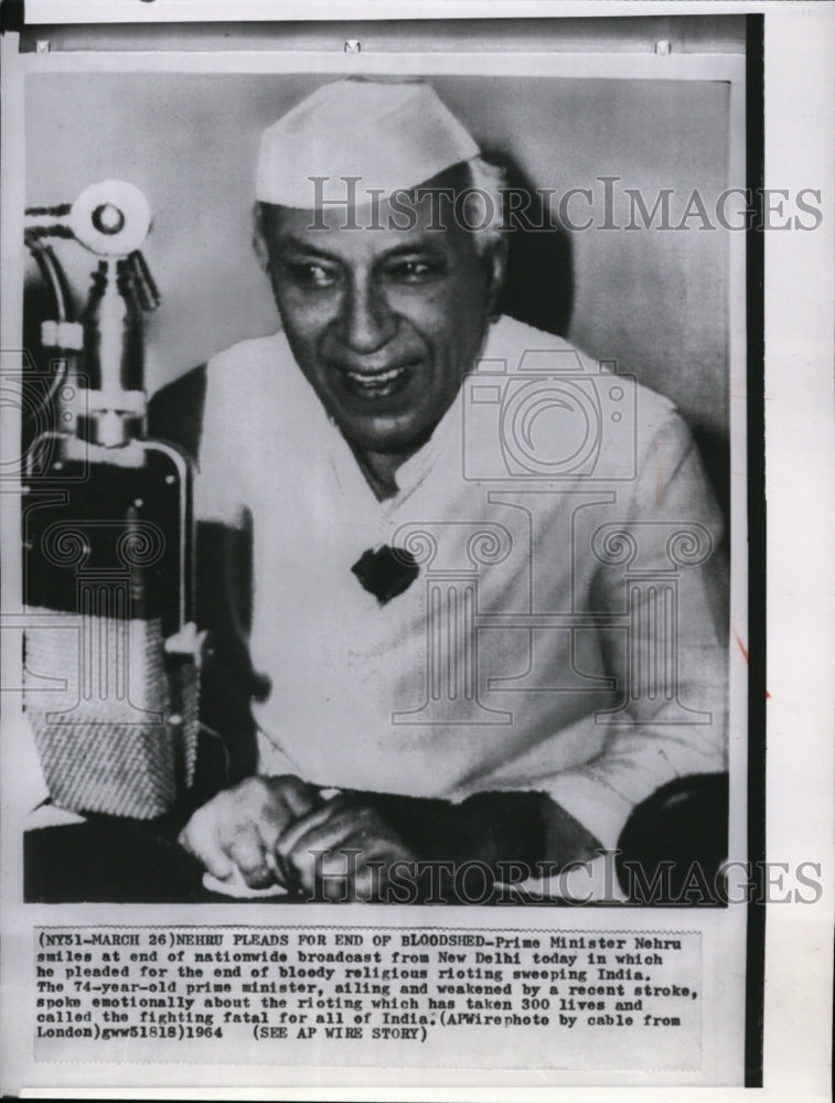 1964 Press Photo Prime Minister Nehru of New Delhi speaks to the people of India - Historic Images