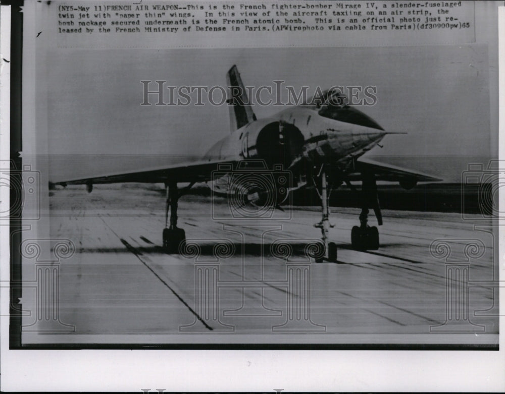 1965 Press Photo View of the French fighter-bomber jet, Mirage IV - Historic Images