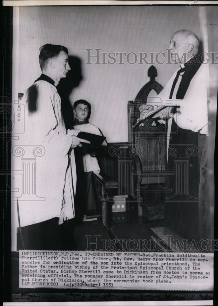 1953 Press Photo Franklin Sherrill follows father, Reverend Henry Knox Sherrill - Historic Images