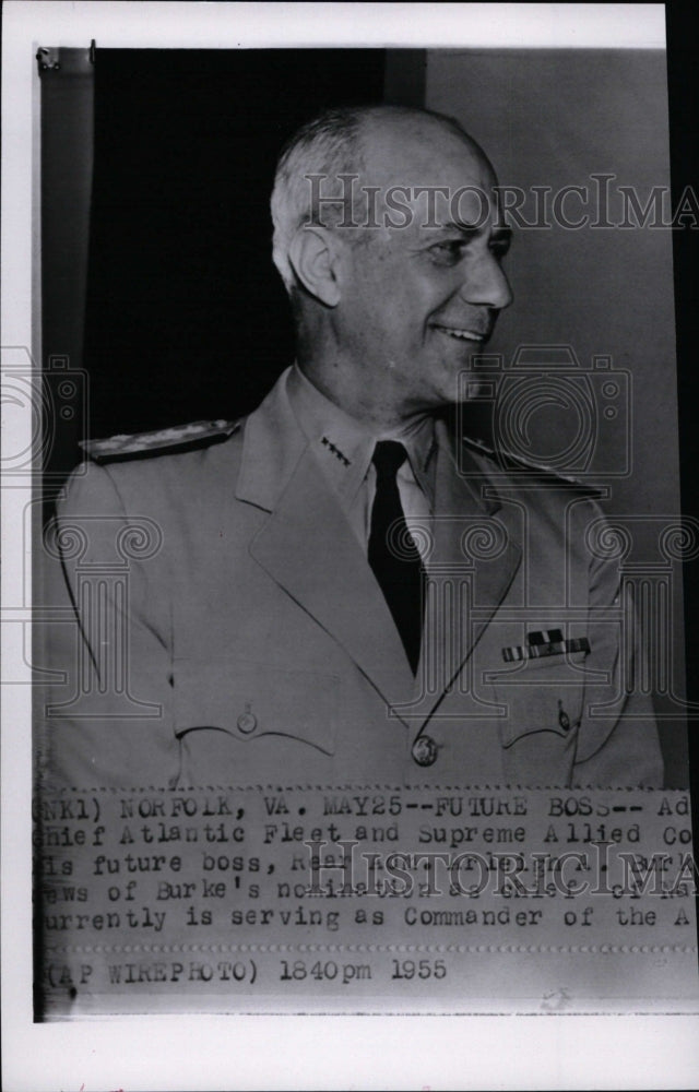 1955 Press Photo Admiral Jerauld Wright of Atlantic Fleet - Historic Images