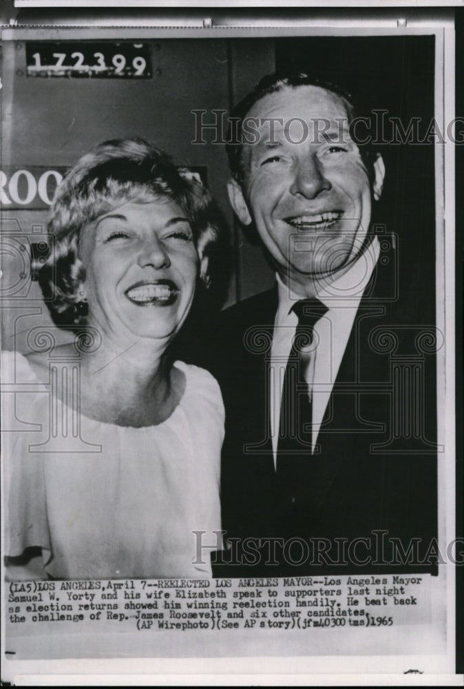 1965 Press Photo Los Angeles Mayor Samuel W. Yorty &amp; his wife Elizabeth. - Historic Images