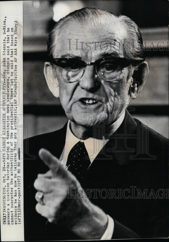 1973 Press Photo Senator John Stennis cannot guarantee tapes' authenticity - Historic Images