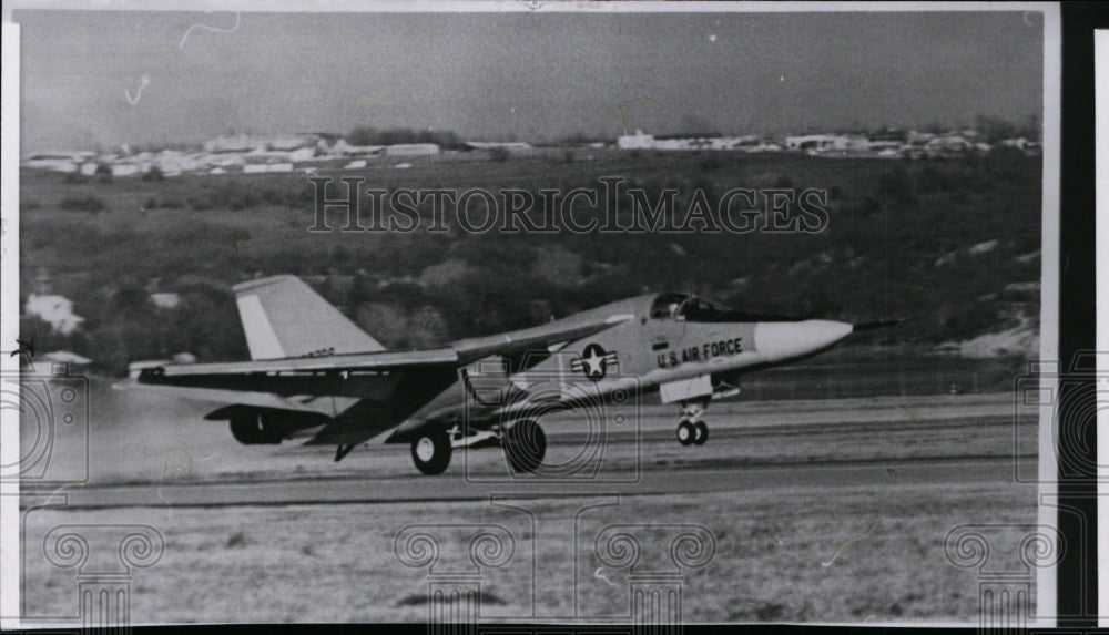 1964 Press Photo Airplane Fighter Jet F.A11 - Historic Images