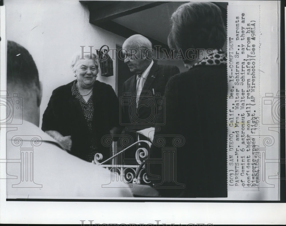 1965 Press Photo Parents of Gemini 6 Astronaut Walter Schirra - Historic Images