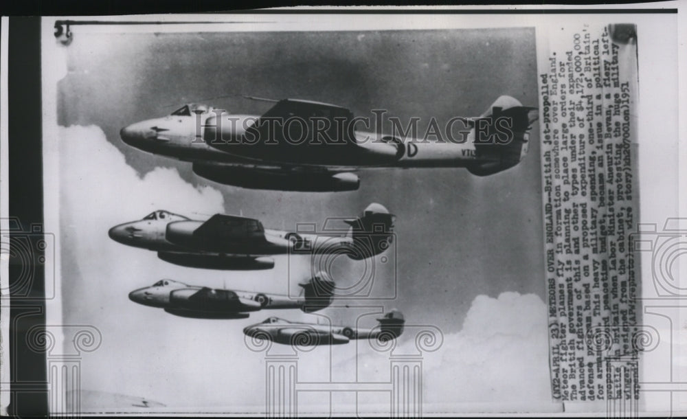 1951 Press Photo British jet-propelled Meteor fighter planes, fly in formation. - Historic Images