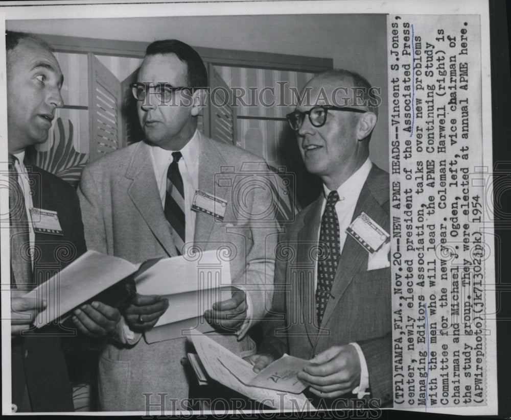 1954 Press Photo Vincent Jones, president of Associated Press Managing Editors - Historic Images