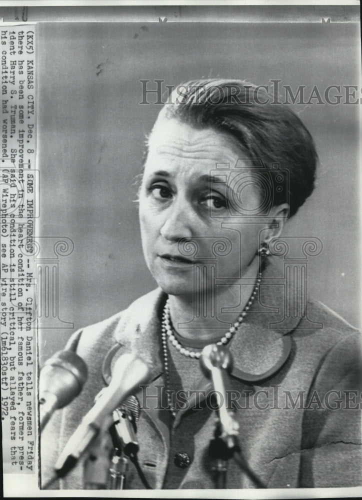 1972 Press Photo Mrs.Clifton Daniels talks about ex-President Truman&#39;s health - Historic Images