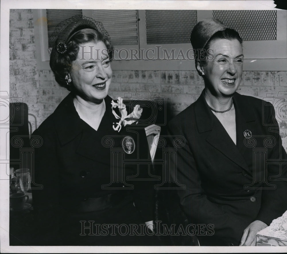 1956 Press Photo Mrs Charles Finucane & friends all together at Spokane club-Historic Images