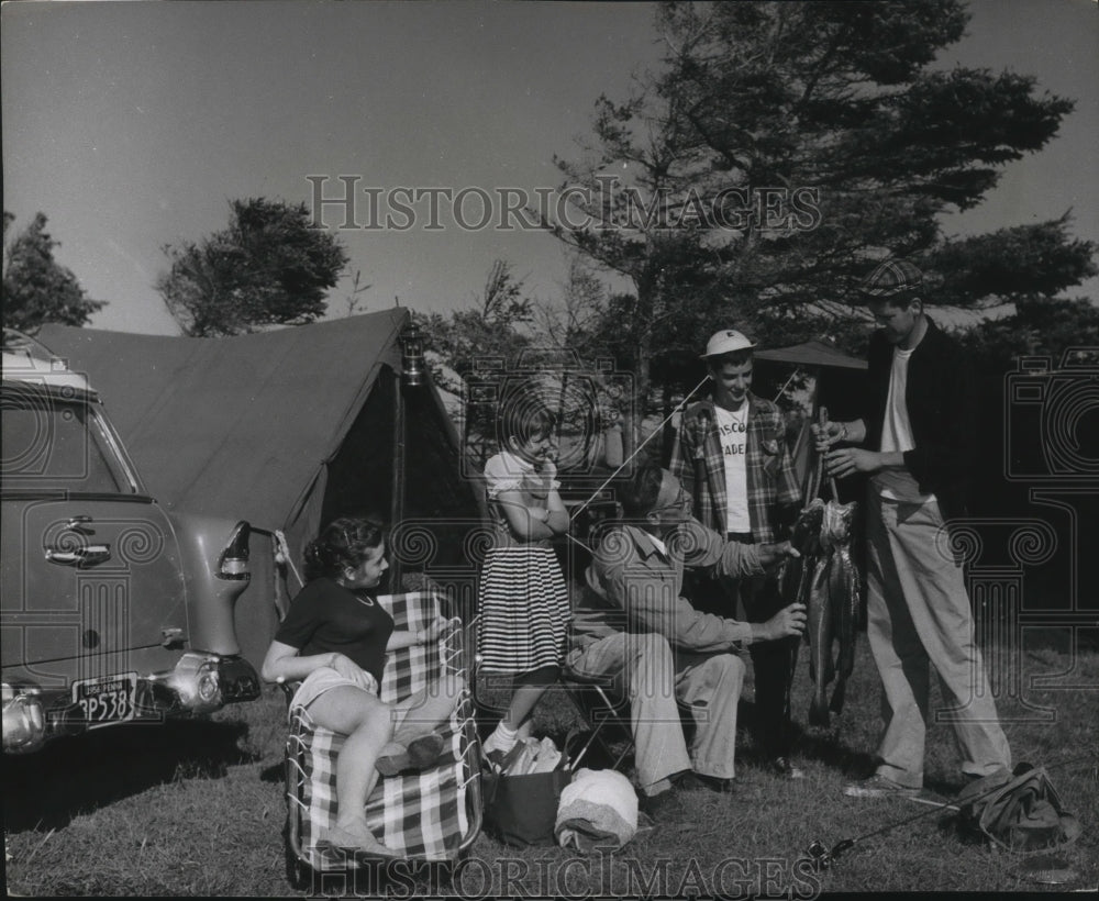 1962 Camping scenes - Historic Images