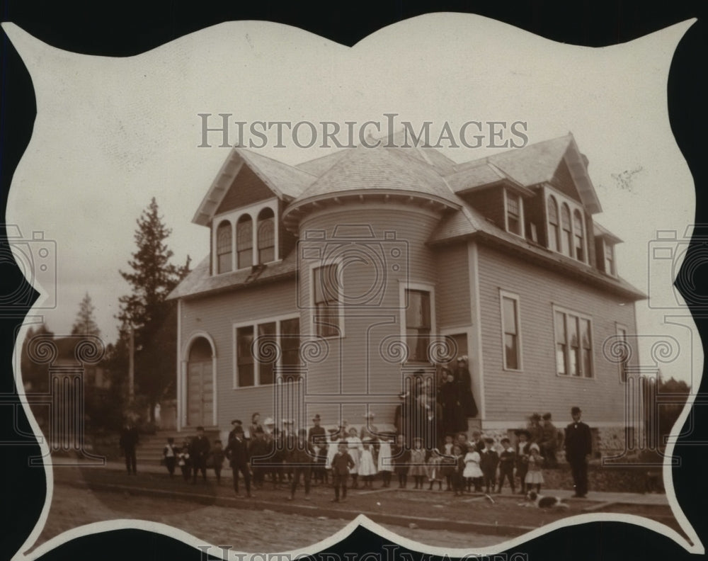 Press Photo Early Days Members of Bethel Protestant Church at Sherman &amp; Blaine - Historic Images