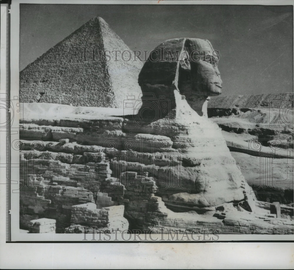 1961 Press Photo Egypt's famed Sphinx outside Cairo has been rigged for sound - Historic Images