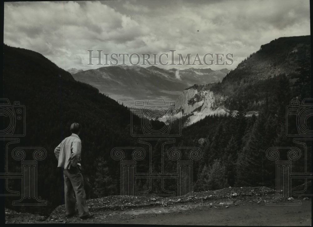 1956 Press Photo Mountain View in British Columbia - Historic Images