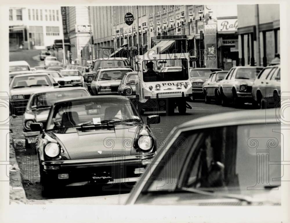 1984 Press Photo Stuart Alpert of Springfield Police Department Traffic Bureau - Historic Images