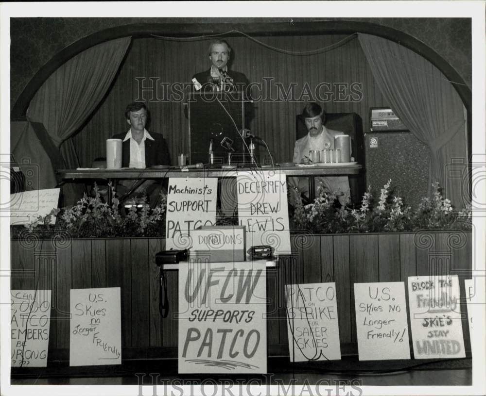 Press Photo PATCO Labor Rally at Windsor Locks, Connecticut restaurant- Historic Images