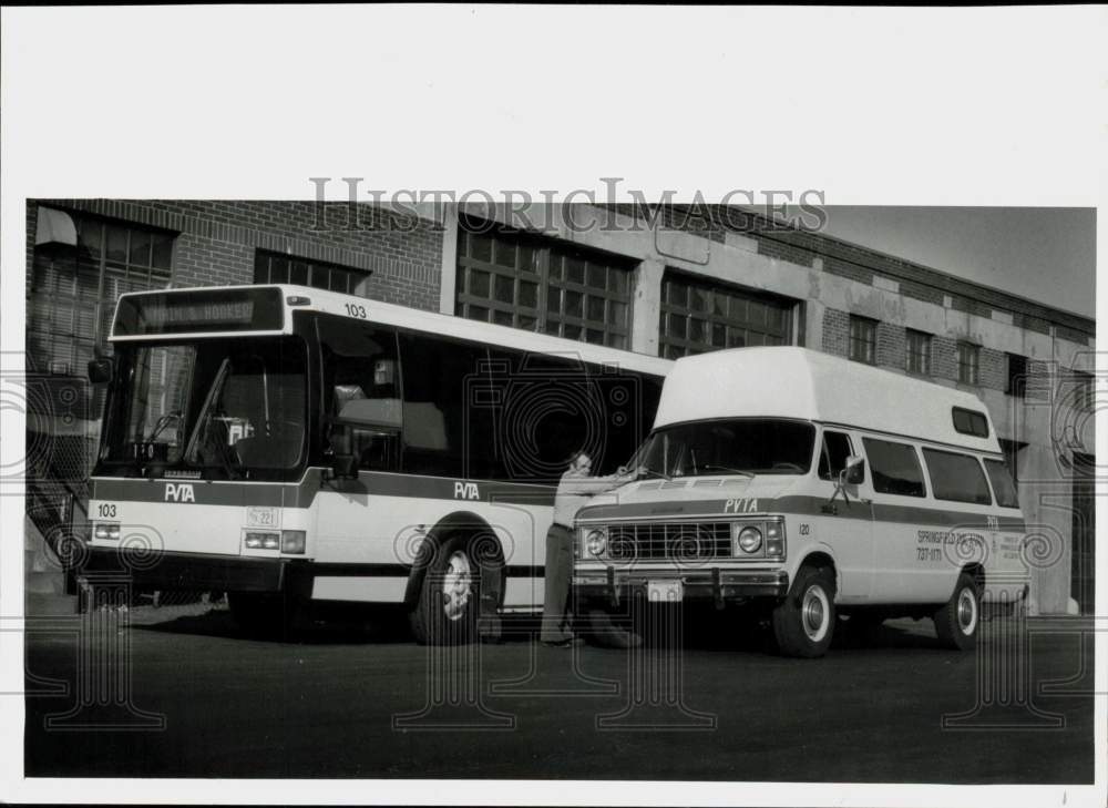 Press Photo Kenneth A. Lamica, PVTA driver, check van at Main Street Garage.- Historic Images