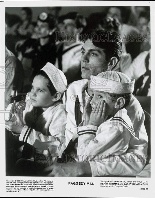 1981 Press Photo Eric Roberts, Henry Thomas, Carey Hollis Jr. in "Raggedy Man" - Historic Images