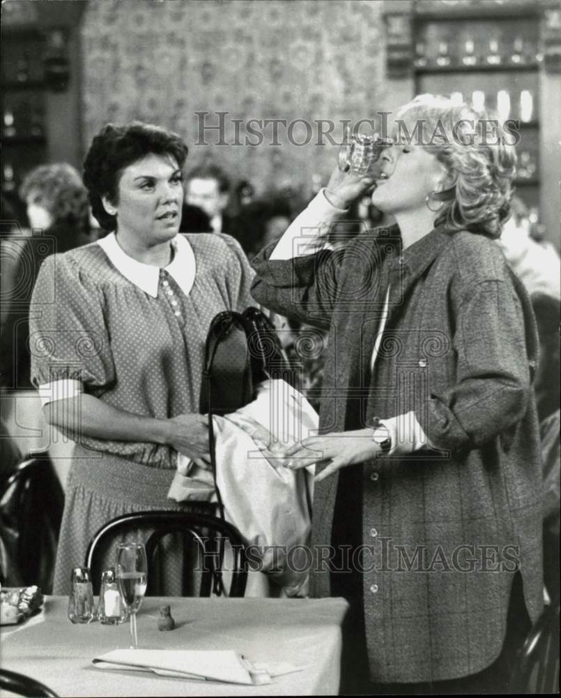1987 Press Photo Tyne Daly, Sharon Gless in "Cagney & Lacey" - srp18244 - Historic Images