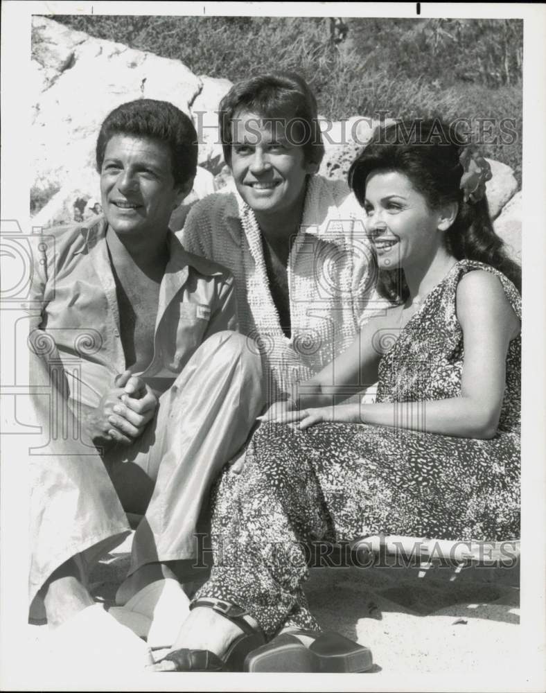 1977 Press Photo Frankie Avalon, Dick Clark &amp; Annette Funicello - srp34428 - Historic Images