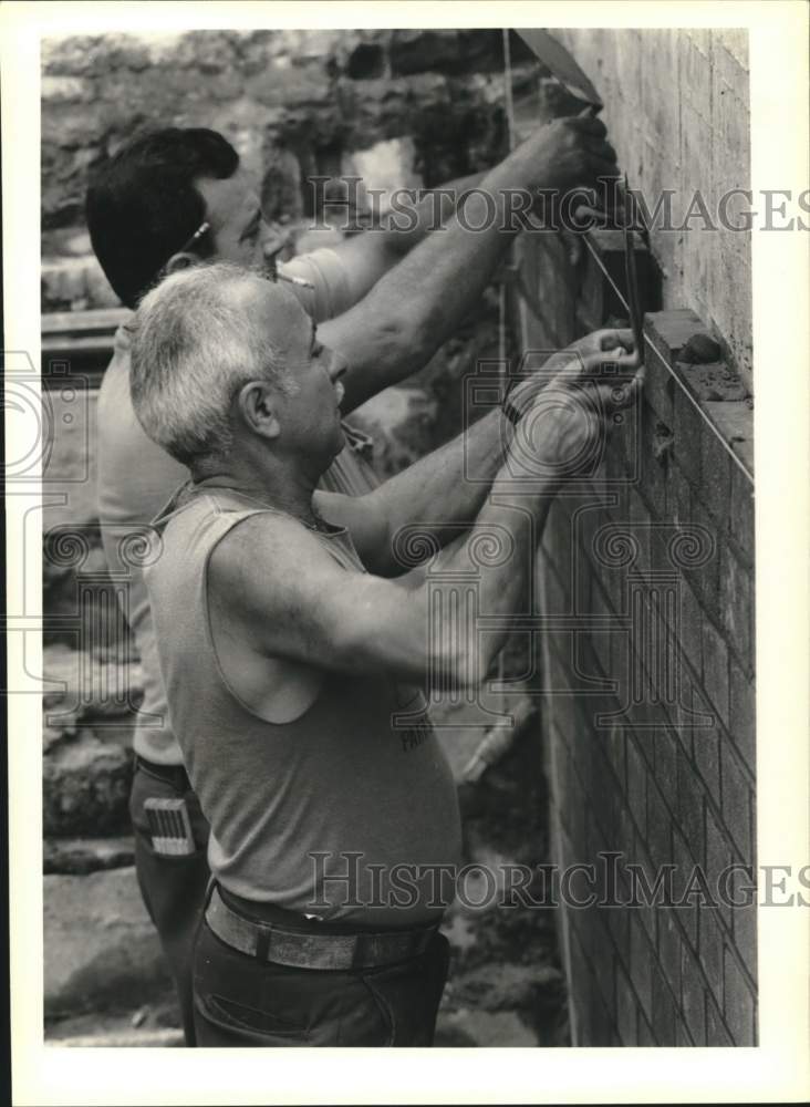 1989 Brick Layers at Clinton Square Water Fountain Construction - Historic Images