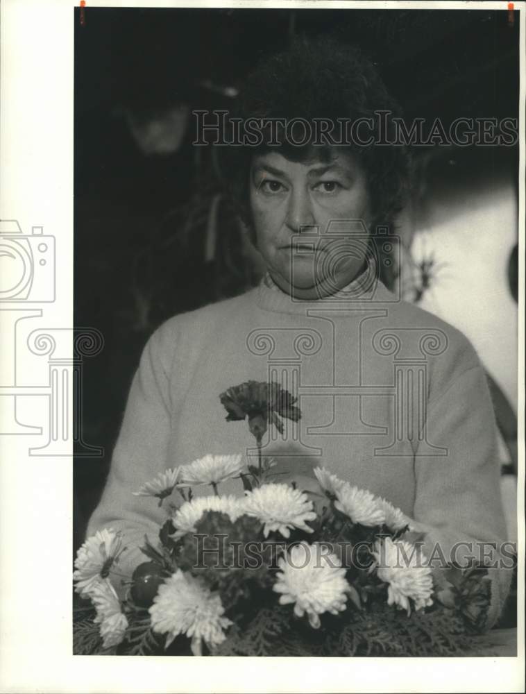 1985 Fram Streeter, Morrisville Florist with Flowers - Historic Images