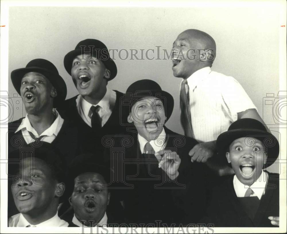 1990 Press Photo Students Performing in &quot;Sarafina&quot; Play about Nelson Mandela - Historic Images