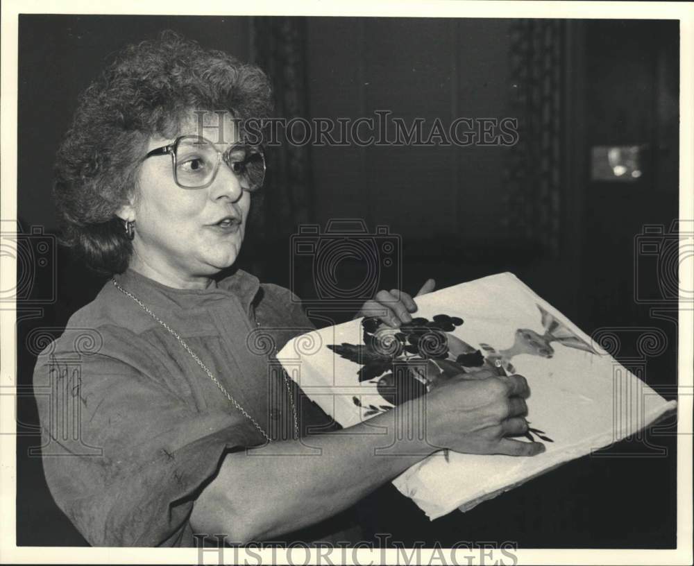 1986 Press Photo Ann Wright, Art Instructor - Historic Images