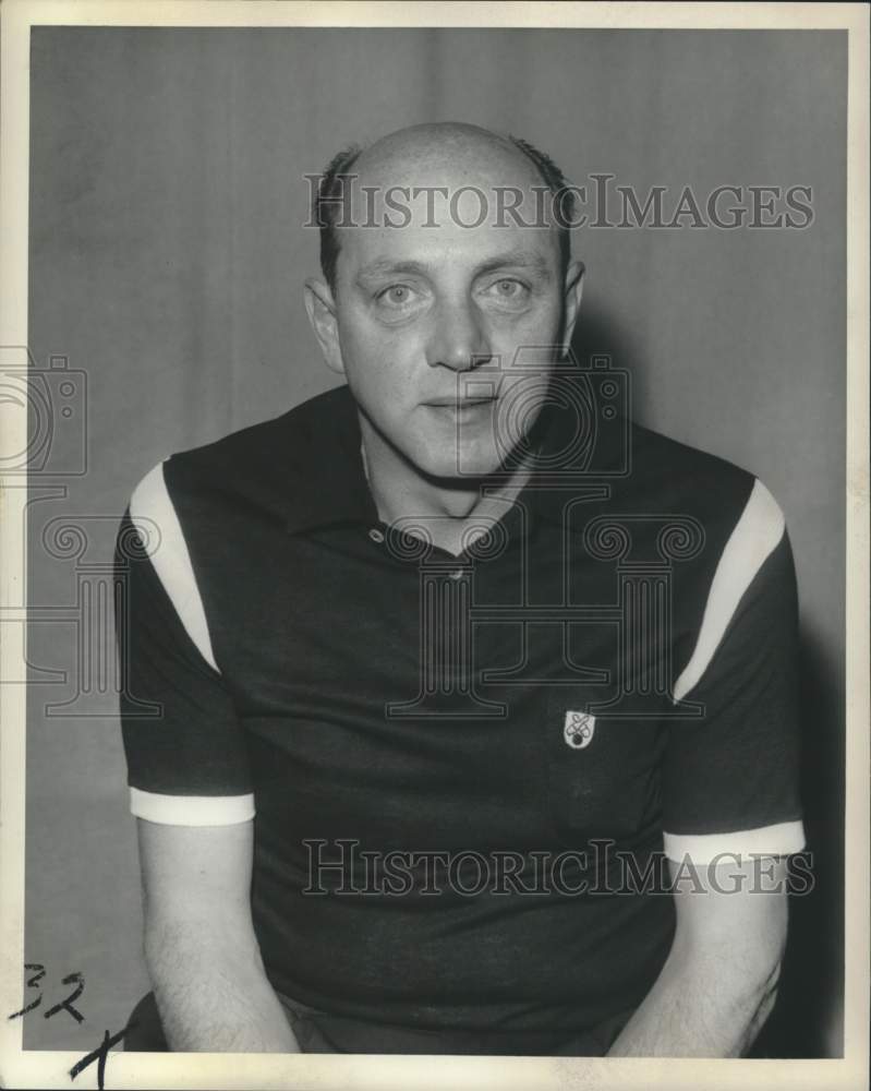 1964 Press Photo Wes Thompson, Herald Journal Bowler - sya09188 - Historic Images