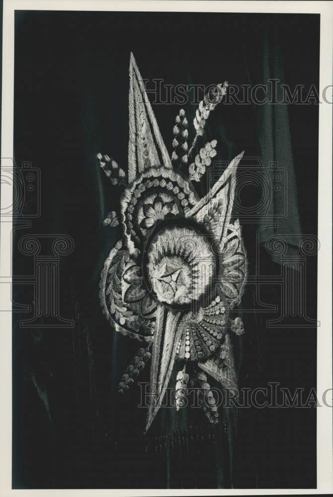 Press Photo Vintage Clothing Embroidery Design - sya10184 - Historic Images
