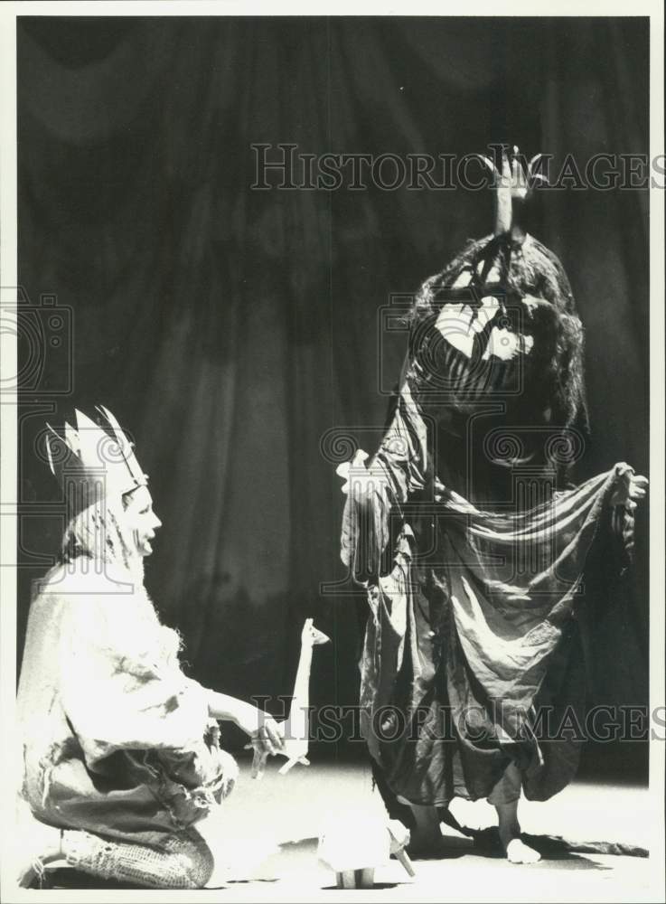 Press Photo Actors in &quot;Toward Oz&quot; at Children&#39;s Theater Center - Historic Images