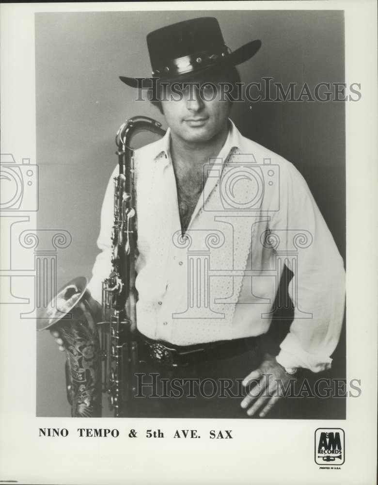 Press Photo Saxophone Player Nino Tempo &amp; 5th Avenue Sax - Historic Images