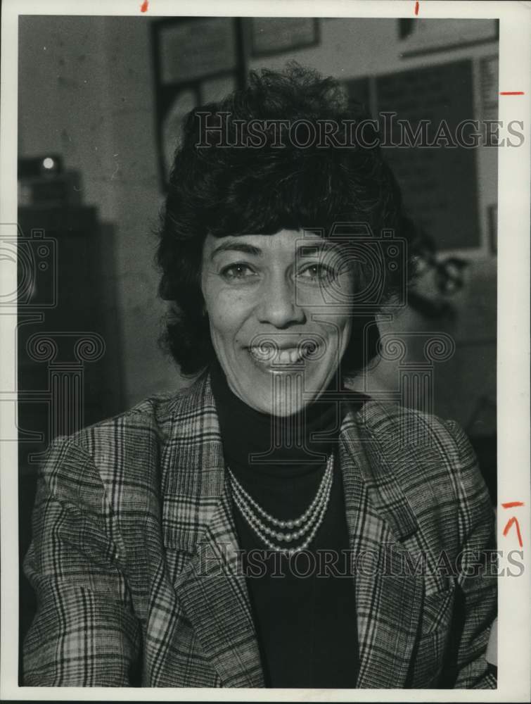 1983 Sylvia Matousek in Portrait - Historic Images