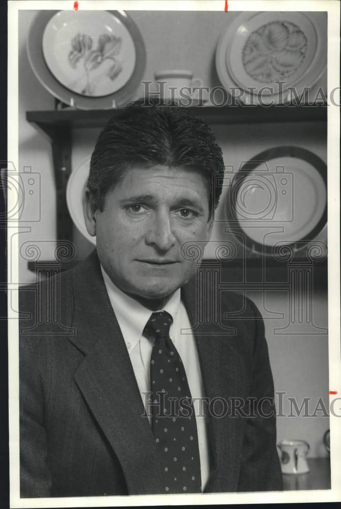 1987 Victor Mancinelli, Syracuse China President - Historic Images