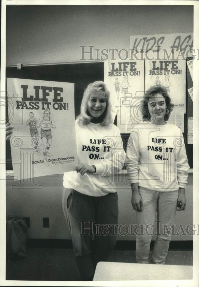 1986 Press Photo "Life Pass It On" Kidney Disease Program Chairman Mary Allen - Historic Images