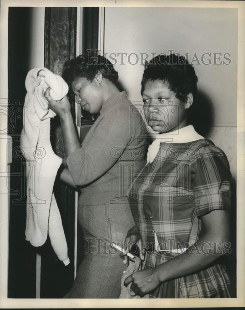 1960 Beatrice Johnson and Pat Joan Phillips, Grand Jury Witnesses-Historic Images