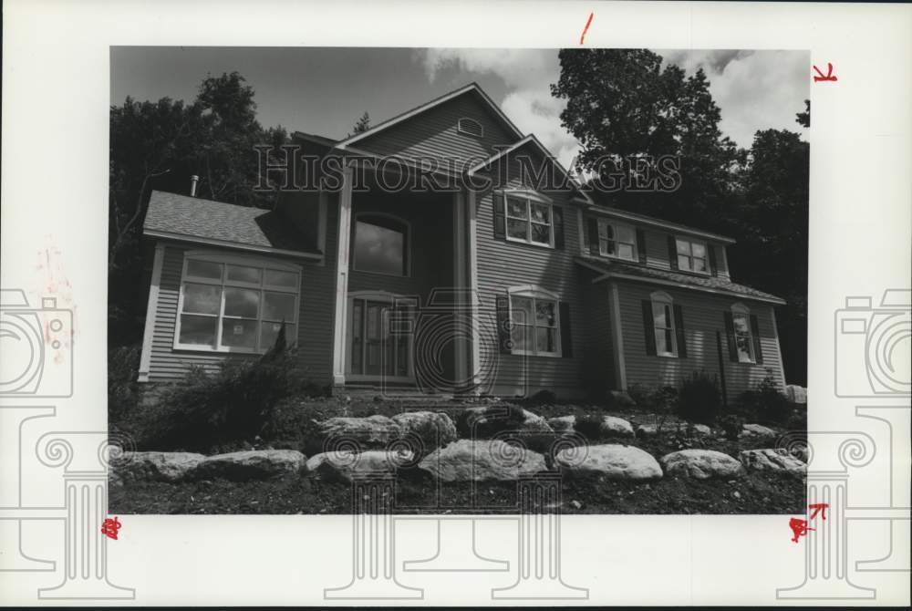 1992 Merle Builders Home for Parade of Homes Feature - Historic Images