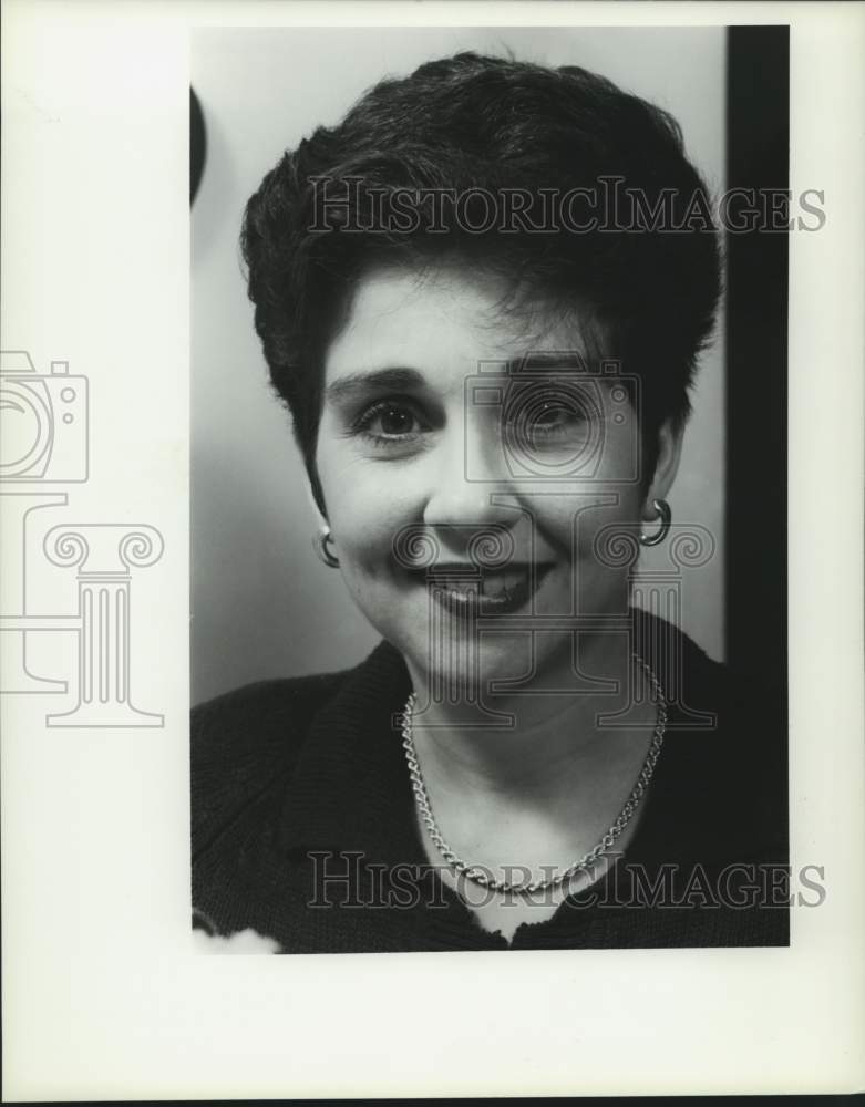 Press Photo Deborah Hilton in Portrait - Historic Images
