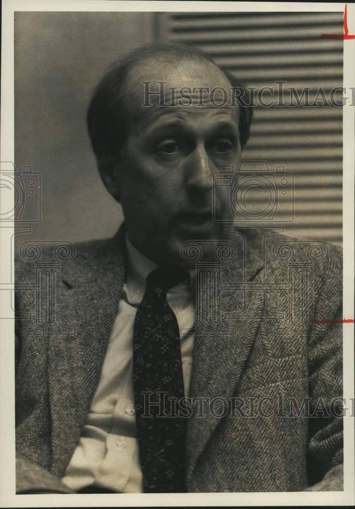 Press Photo Samuel Gorovitz, Dean of Arts and Sciences in Portrait - Historic Images