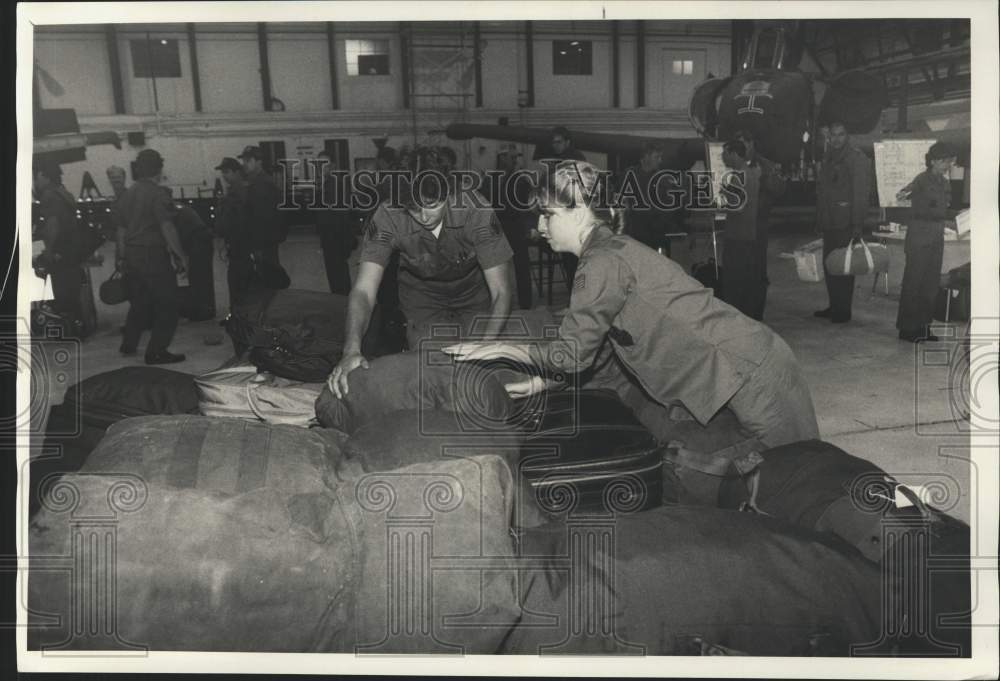 1987 Press Photo Air National Guard 174th Tactical Fighter Wing at Hancock Field- Historic Images