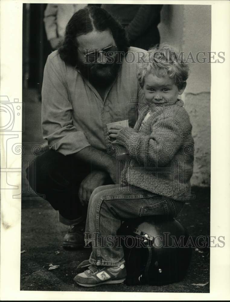 1984 Press Photo David & Ryan Gay at Children's Museum Reception - sya28817- Historic Images