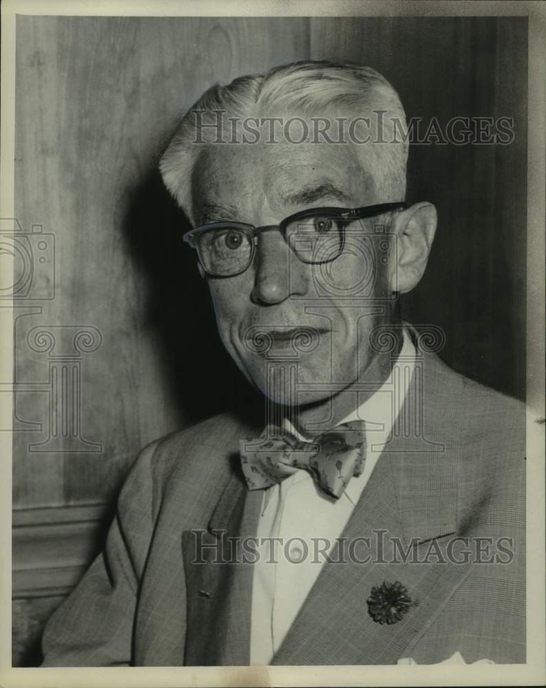 1959 James Gildey smiles in Closeup Portrait-Historic Images