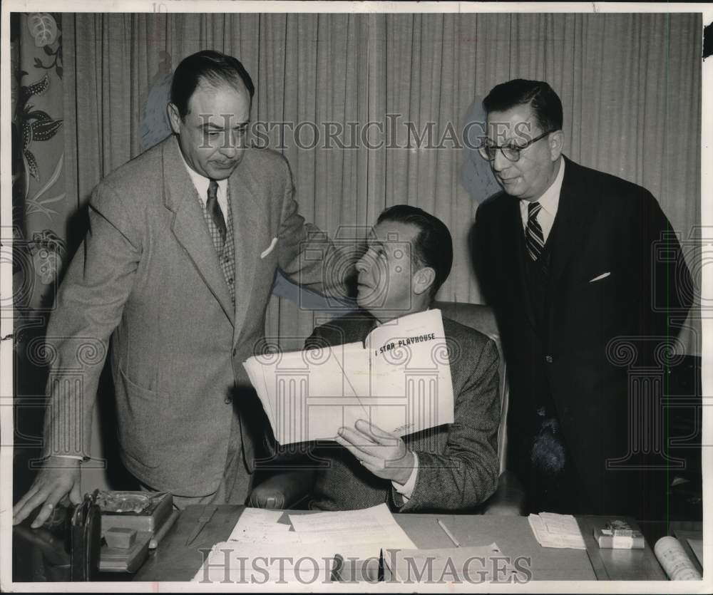 1956 Stephen R. Wilhelm of Grand Prize Brewery Talks with Men-Historic Images