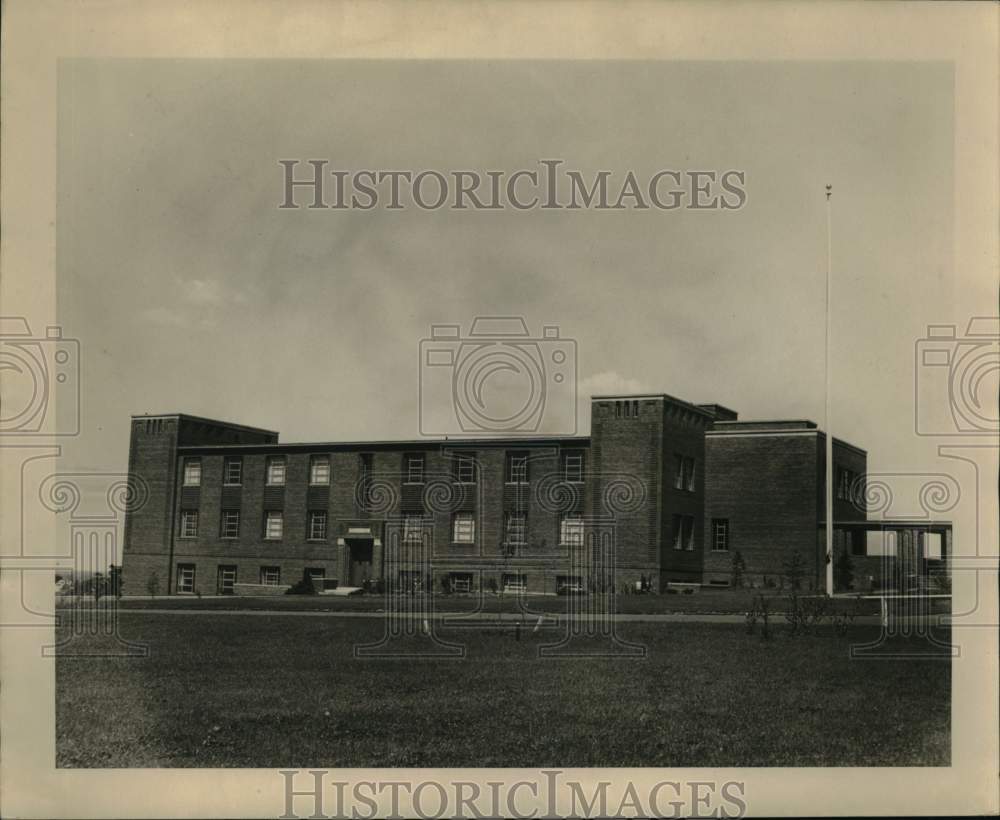 1953 Overview of LeMoyne College Building-Historic Images