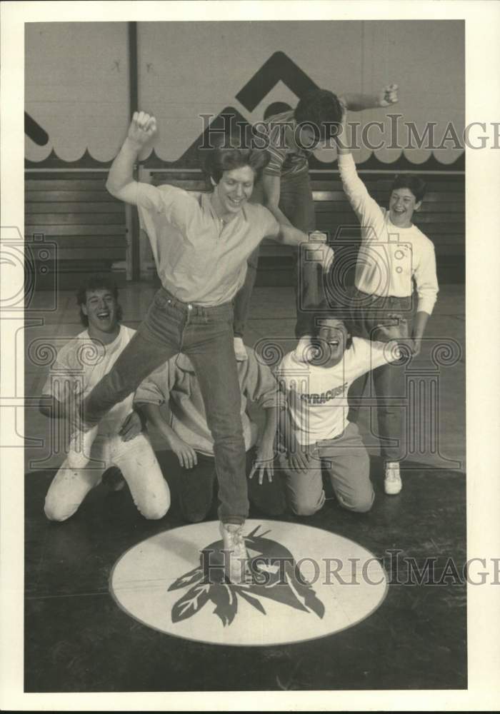 1986 Press Photo Cheerleaders from Fulton in Syracuse, New York in Gym - Historic Images