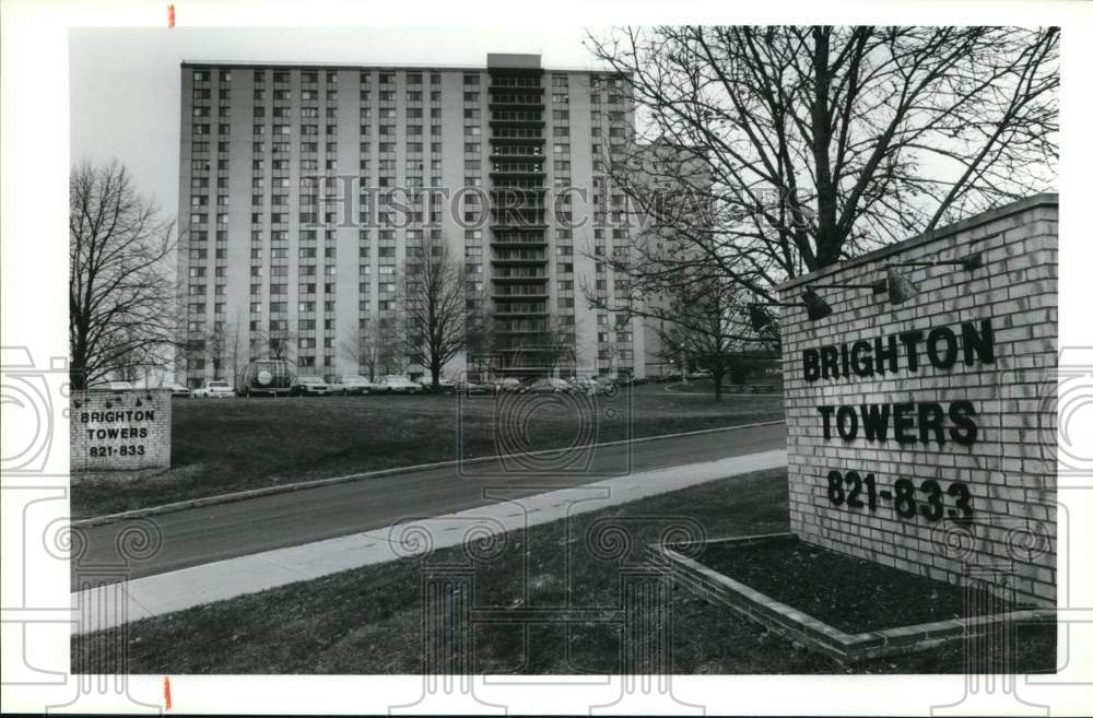 1990 Press Photo Exterior of Brighton Towers - sya75512 - Historic Images