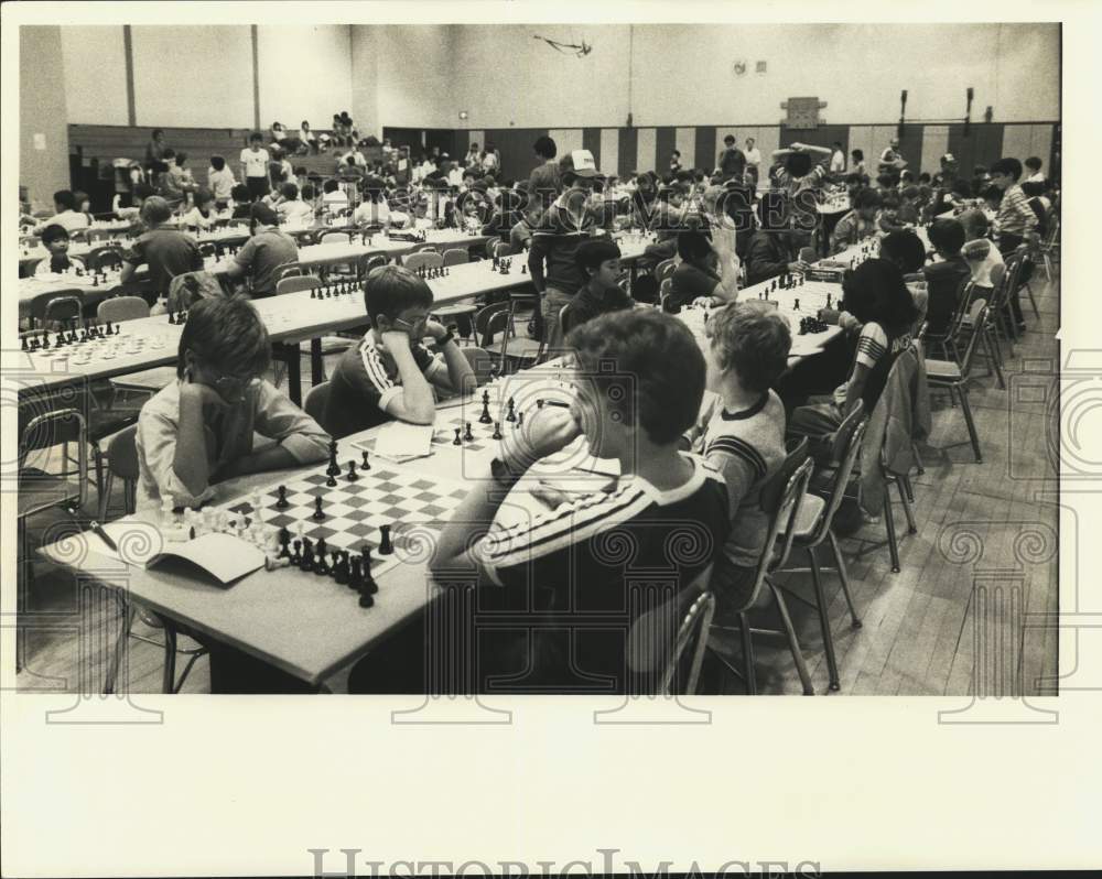 1984 Press Photo Overview of Chess Championships - sya83606- Historic Images